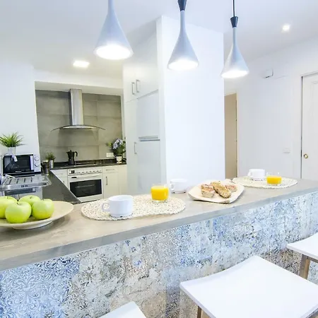 Centric, Spacious And Bright Apartmán